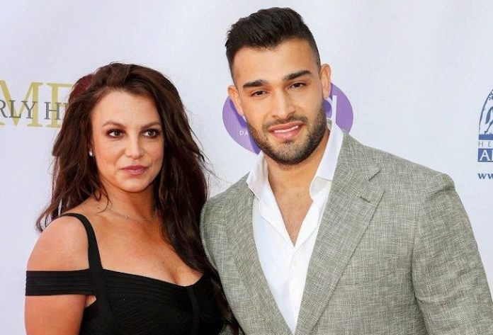 Britney Spears and Sam Asghari at The Daytime Beauty Awards in 2019.