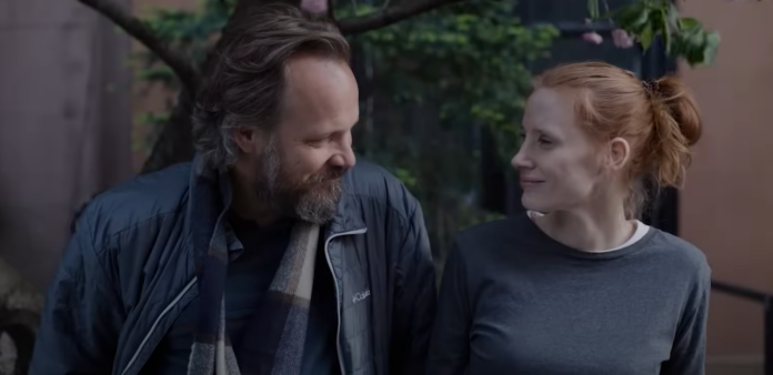 Peter Sarsgaard and Jessica Chastain in 